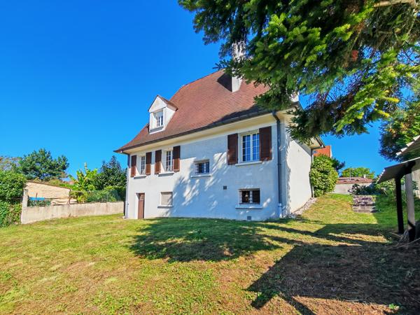 Émerainville (77184) 77184 - EMERAINVILLE - MALNOUE - MAISON FAMILIALE INDIVIDUELLE - 100M² - 5 PIÈCES - RARE SUR LE SECTEUR - LUMI