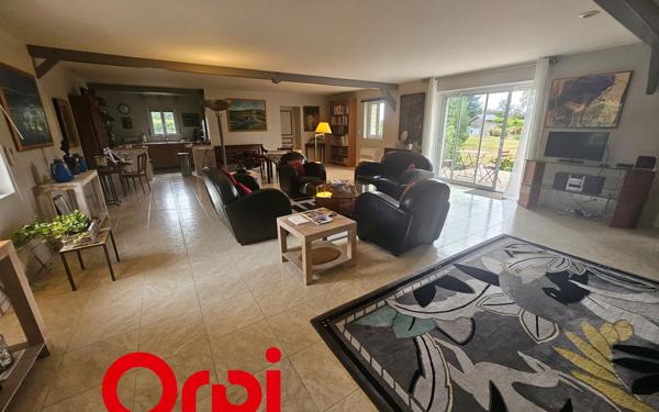 Maison à vendre    8 pièces •  Bernay