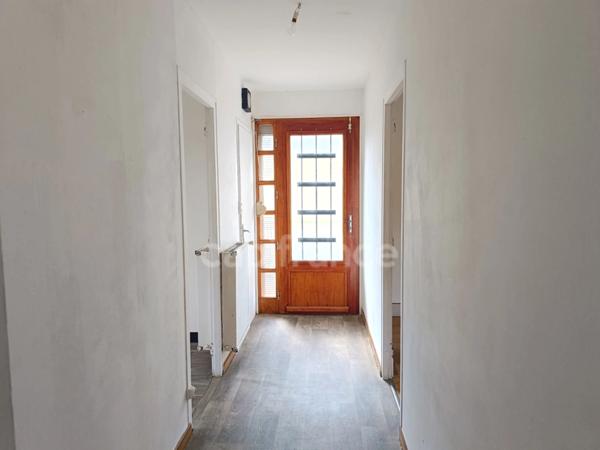 Maison à vendre 4 pièces (89)