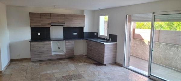 Vente / Appartement T2 à Pierrefeu-du-Var (83390)