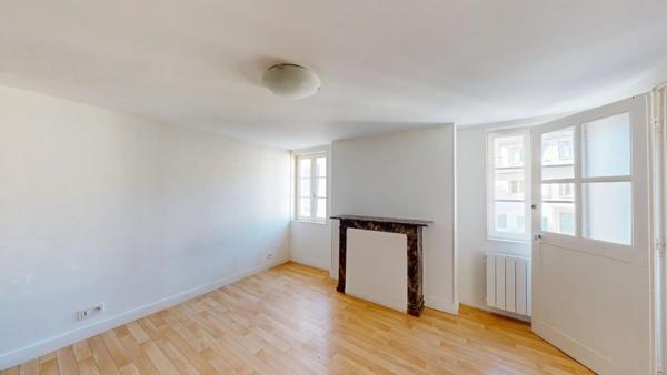 Location Appartement 2 pièces 47 m2 à Chartres