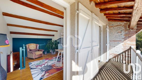 Maison à vendre 6 pièces 242 m² Saint-Jory