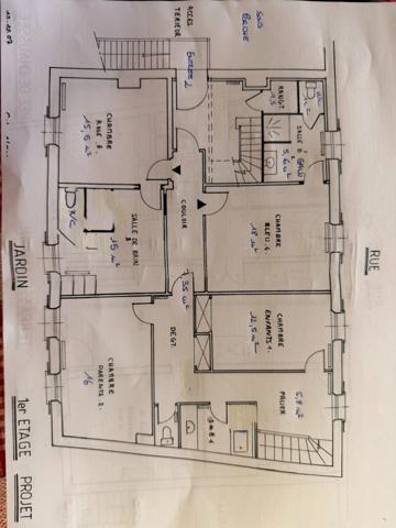 Propriete à vendre possibilité activité professionelle et chambres d'hotes