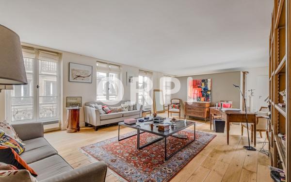 Appartement à vendre    4 pièces • 136 m2 Paris 3