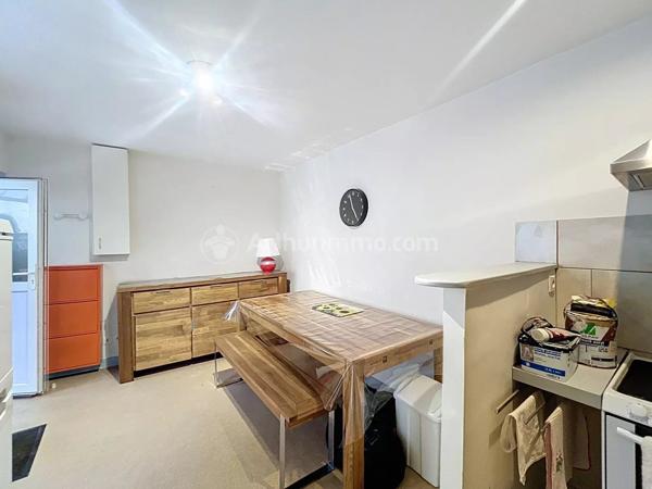 Location                                                      Maison
                        
                     3 pièces                      36 m2                     à Les Martres-de-Veyre
