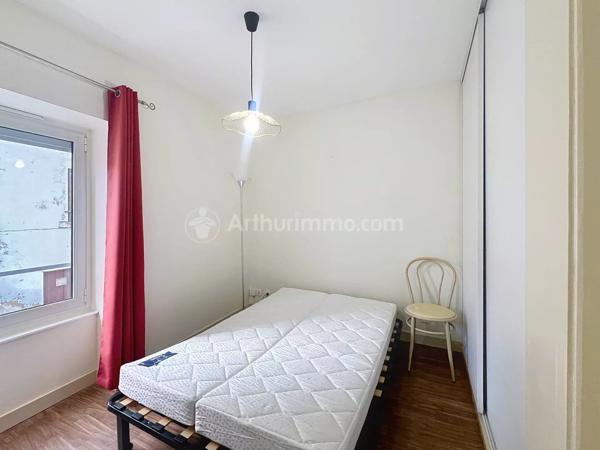 Location                                                      Maison
                        
                     3 pièces                      36 m2                     à Les Martres-de-Veyre