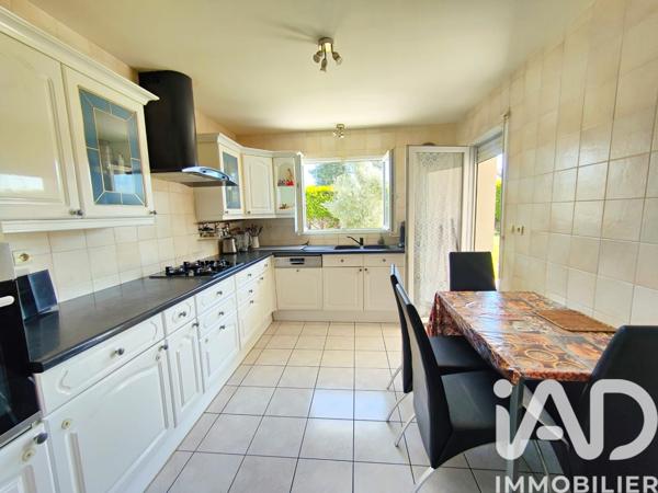 Maison à vendre 6 pièces 158 m² Mions
