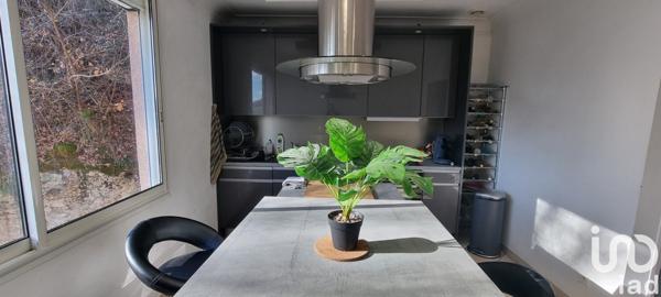 Maison traditionnelle 5 pièces de 126 m² à Bon-Encontre (47240)