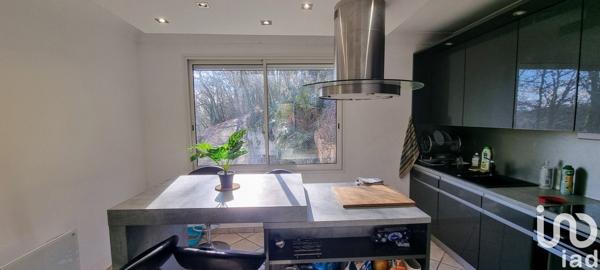 Maison traditionnelle 5 pièces de 126 m² à Bon-Encontre (47240)