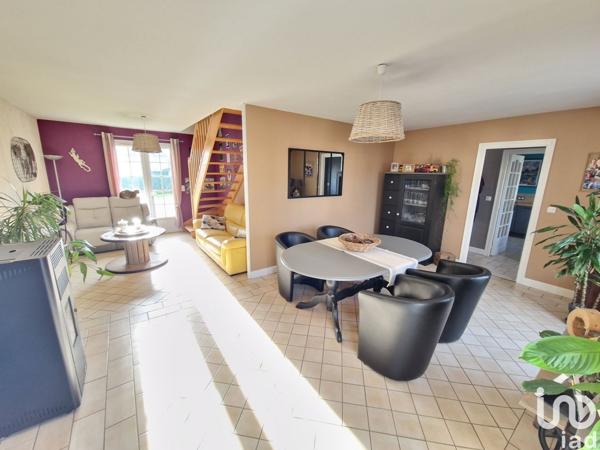 Maison 7 pièces de 110 m² à Saint-Benoît-sur-Loire (45730)