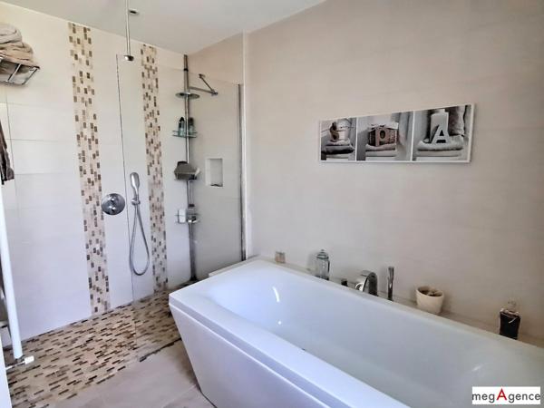 Maison à TREILLIERES, 44119 - 9 pièces 256m²