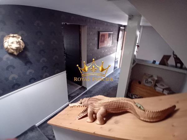 Maison restaurée, proche des commodités