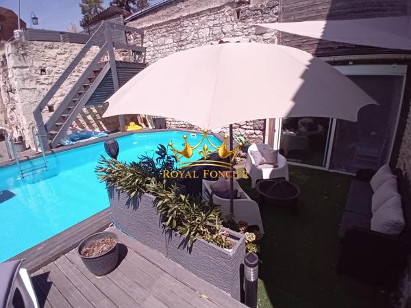 Maison restaurée, proche des commodités