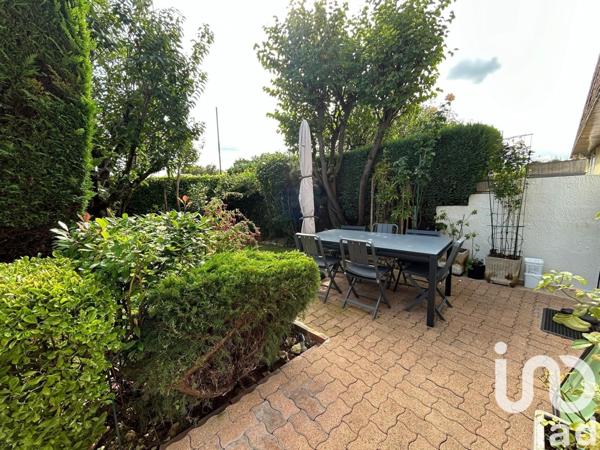 Maison traditionnelle 4 pièces de 83 m² à Bondoufle (91070)