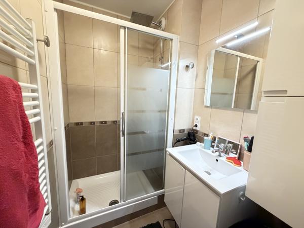 AGREABLE APPARTEMENT T2