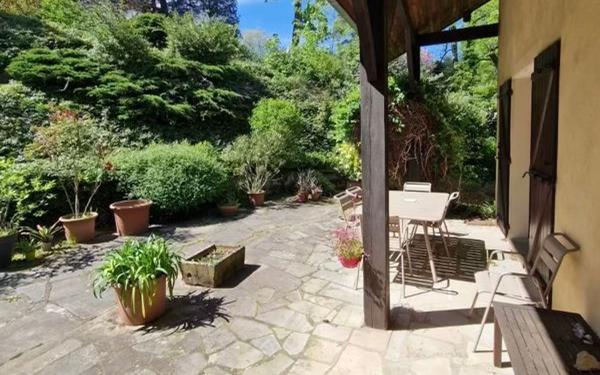 Maison à vendre    6 pièces • 157 m2 Collonges-au-Mont-d'Or