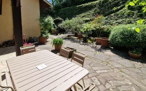 Maison à vendre    6 pièces • 157 m2 Collonges-au-Mont-d'Or
