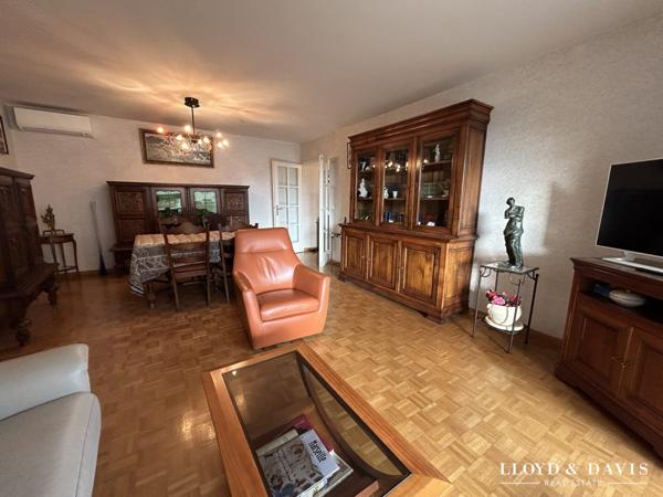 BAILLE-CONCEPTION- 13005 MARSEILLE- Appartement T5 de 95m2 avec grand extérieur + garage- Résidence récente