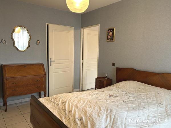 BAILLE-CONCEPTION- 13005 MARSEILLE- Appartement T5 de 95m2 avec grand extérieur + garage- Résidence récente