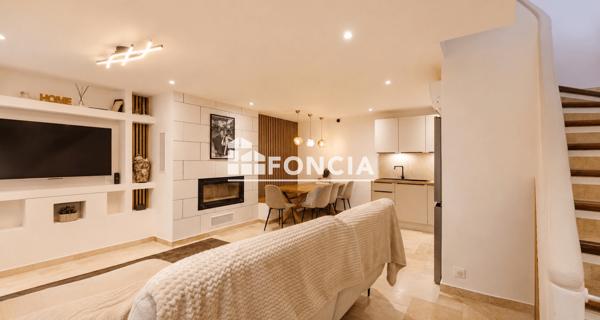 À vendre Maison 5 pièces 97.37 m² - La Garde-freinet 83680