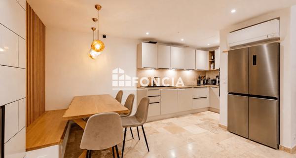 À vendre Maison 5 pièces 97.37 m² - La Garde-freinet 83680
