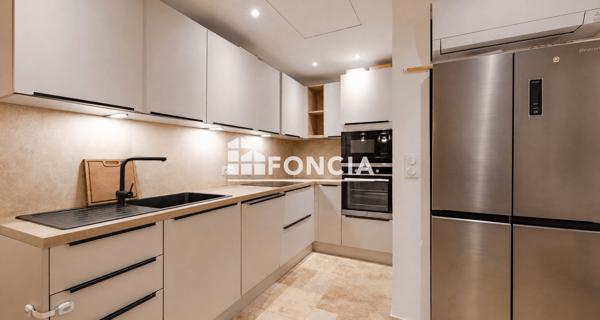 À vendre Maison 5 pièces 97.37 m² - La Garde-freinet 83680