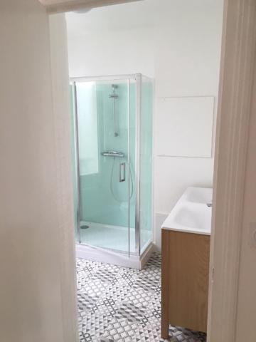Brest, Quartier Siam, Appartement T7 avec cave et garage , Brest