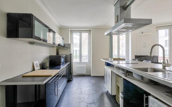 Appartement à vendre    3 pièces • 63,05 m2 Paris 17
