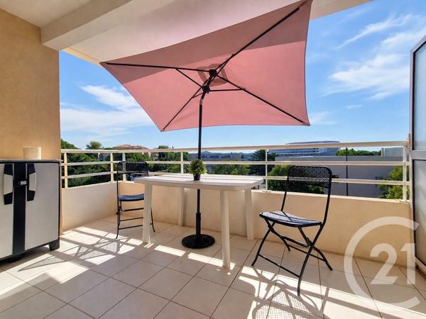 Appartement T2 à vendre  2 pièces - 36,39 m 2   FREJUS  - 83