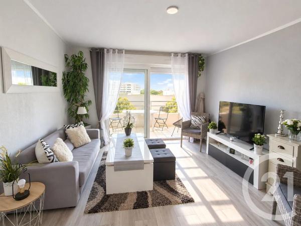 Appartement T2 à vendre  2 pièces - 36,39 m 2   FREJUS  - 83