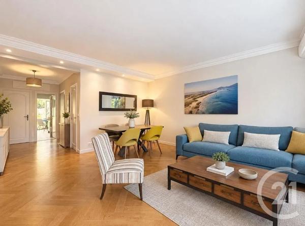 Appartement F3 à vendre  3 pièces - 80 m 2   CANNES  - 06