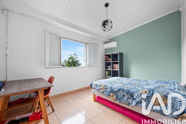 Maison à vendre 6 pièces 190 m² L'Étang-Salé