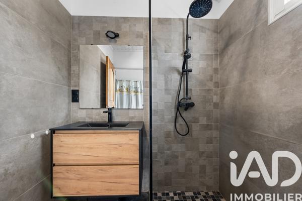 Maison à vendre 6 pièces 190 m² L'Étang-Salé