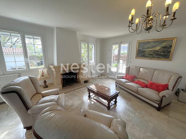 SAINT HERBLAIN : Superbe maison plain pied, 3 chambres, garage, jardin. Grenier aménageable