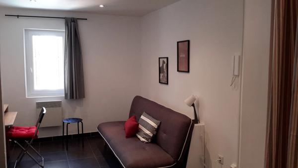 Immeuble à vendre Toulon Belle rentabilité 5 studios meublés et garage