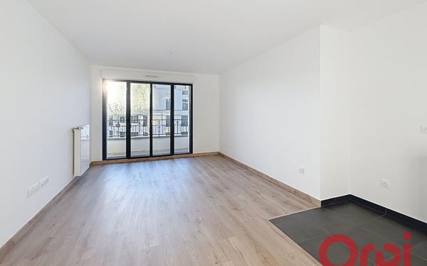 Appartement à louer    3 pièces • 74,80 m2 Clamart