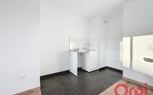 Appartement à louer    3 pièces • 74,80 m2 Clamart