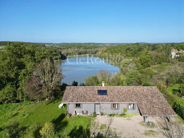 Eymet - Superbe maison d'architecte au cur de la nature de 3 chambres / 3 salle de bains