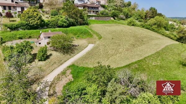 Maison en pierre avec piscine et vues  Monflanquin (47150)