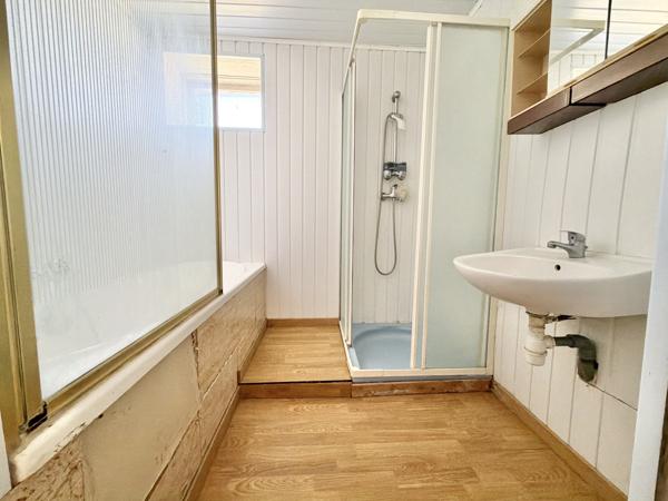 Maison en pierre avec piscine et vues  Monflanquin (47150)