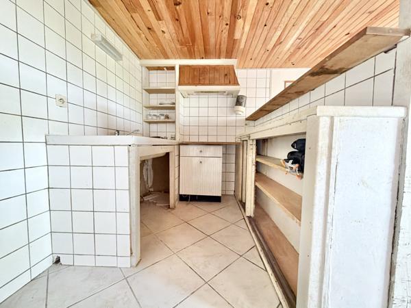 Maison en pierre avec piscine et vues  Monflanquin (47150)