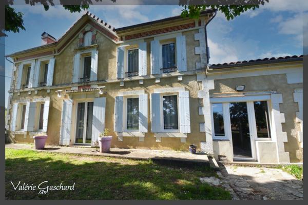 Le pizou - Maison en pierre 257 m² + piscine, nombreuses dépendances et terrain