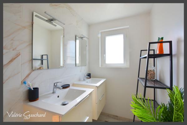 Le pizou - Maison en pierre 257 m² + piscine, nombreuses dépendances et terrain