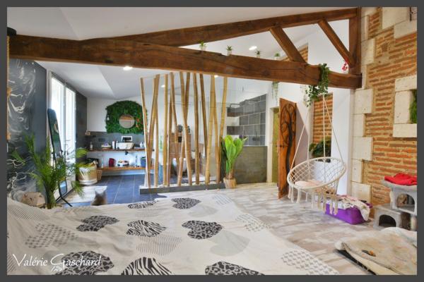 Le pizou - Maison en pierre 257 m² + piscine, nombreuses dépendances et terrain
