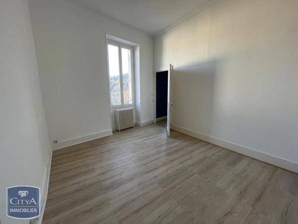 Appartement à louer 4 pièces 88.76m²