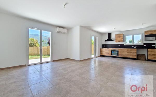 Maison à louer    4 pièces • 84 m2 Peri