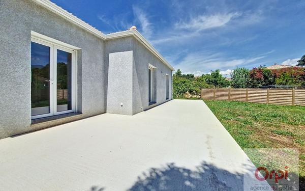 Maison à louer    4 pièces • 84 m2 Peri