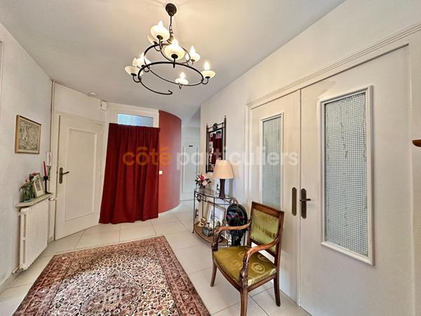 Vente Appartement133 m² - 5 Pièces - VALS PRES LE PUY (43750)