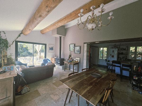 Maison
         4 pièces
        - 99 m² 357 000 € *
