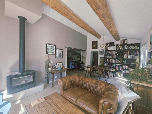 Maison
         4 pièces
        - 99 m² 357 000 € *